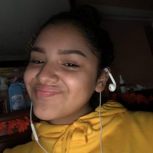 Meet your Posher, Jasmine